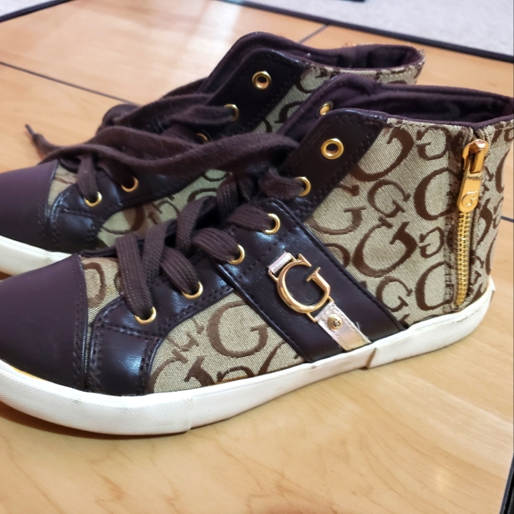 Guess sneakers for women size 6.5. - Picture 1 of 7